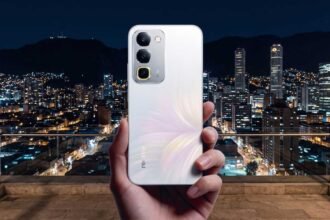 El realme C100 es un celular versátil a bajo costo