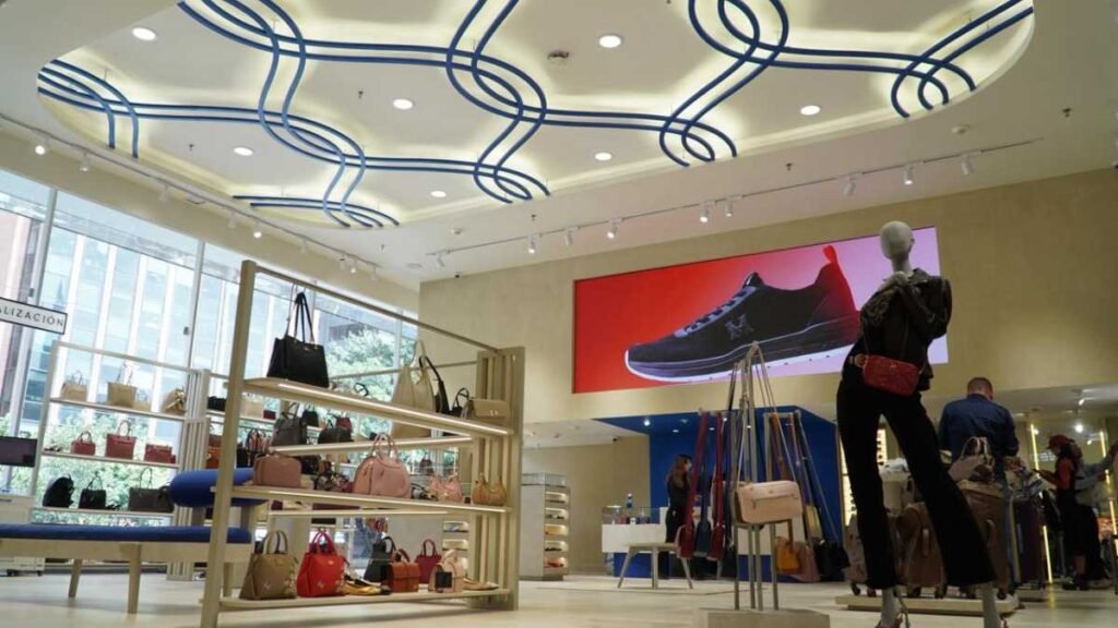 Tienda Mario Hernández Centro Comercial Av Chile