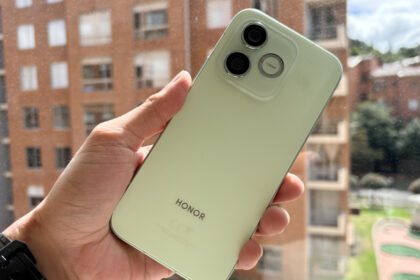 Dorso del HONOR 600e