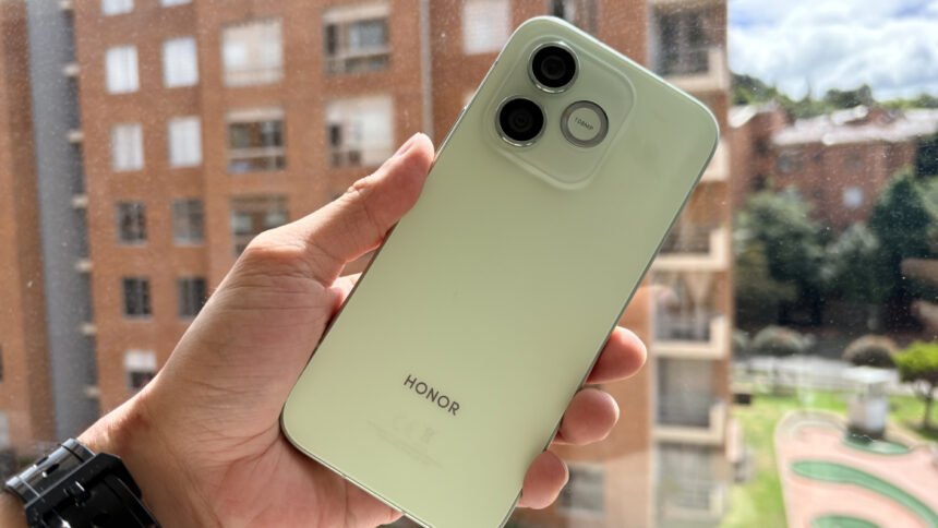 Dorso del HONOR 600e