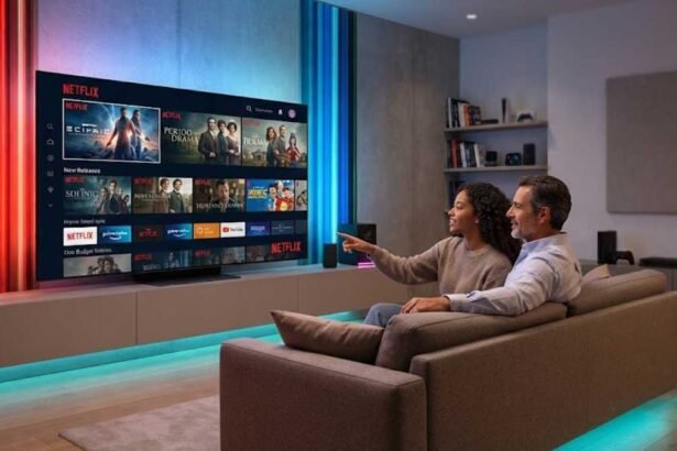 Usuarios de Netflix viendo los estrenos, de la plataforma