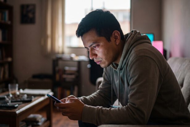 Ojos irritados por uso de celular