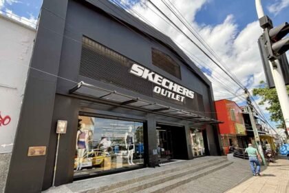 Skechers abre tienda en Armenia