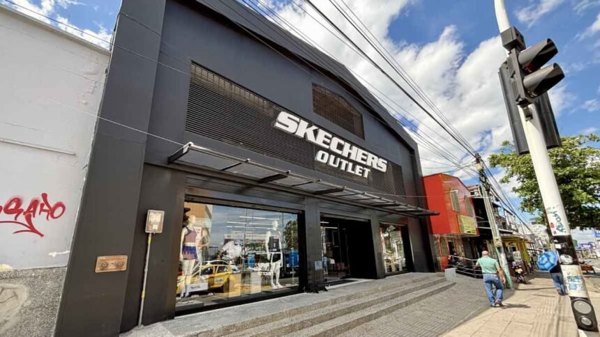 Skechers abre tienda en Armenia