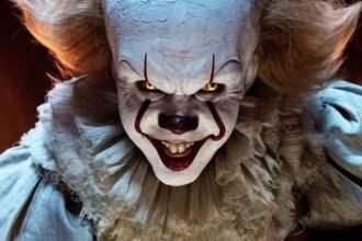 Bill Skarsgard como Pennywise